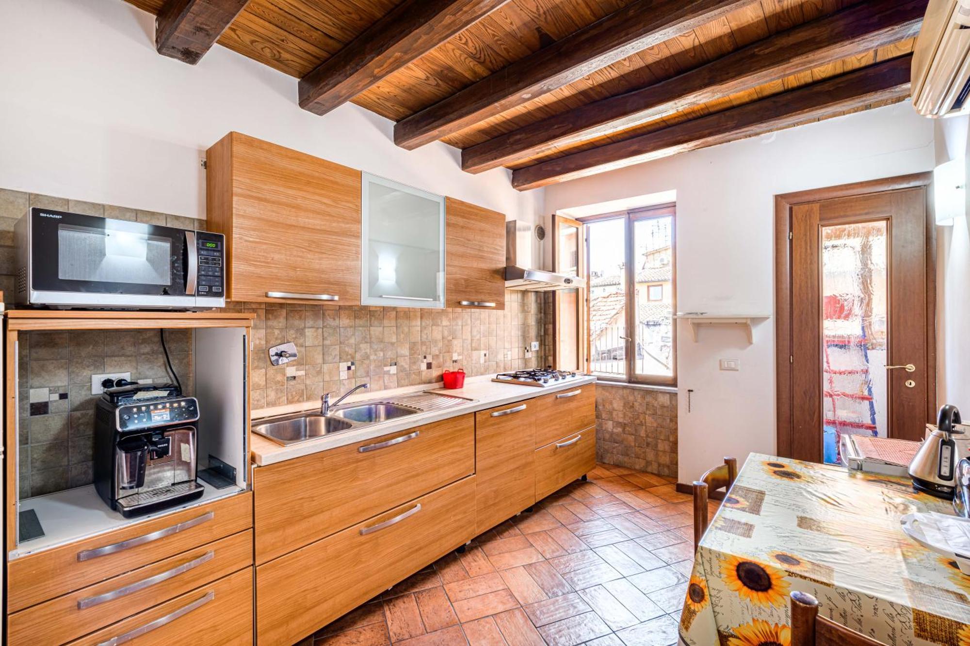 Bb Il Re Alla Reginella Guest House Рим Екстериор снимка