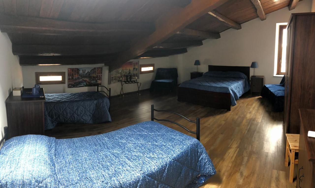Bb Il Re Alla Reginella Guest House Рим Екстериор снимка